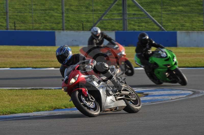 Motorcycle action photographs;donington;donington park leicestershire;donington photographs;event digital images;eventdigitalimages;no limits trackday;peter wileman photography;trackday;trackday digital images;trackday photos