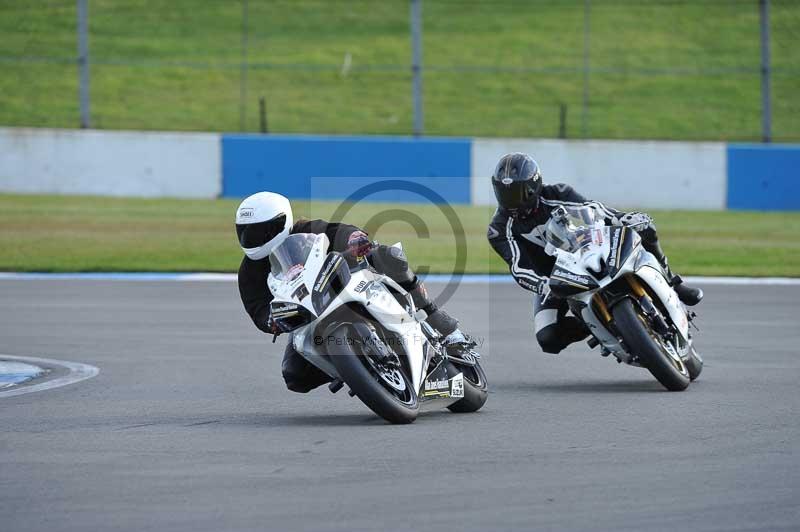 Motorcycle action photographs;donington;donington park leicestershire;donington photographs;event digital images;eventdigitalimages;no limits trackday;peter wileman photography;trackday;trackday digital images;trackday photos