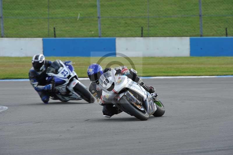 Motorcycle action photographs;donington;donington park leicestershire;donington photographs;event digital images;eventdigitalimages;no limits trackday;peter wileman photography;trackday;trackday digital images;trackday photos