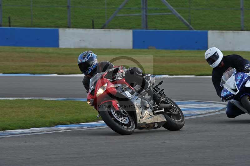 Motorcycle action photographs;donington;donington park leicestershire;donington photographs;event digital images;eventdigitalimages;no limits trackday;peter wileman photography;trackday;trackday digital images;trackday photos