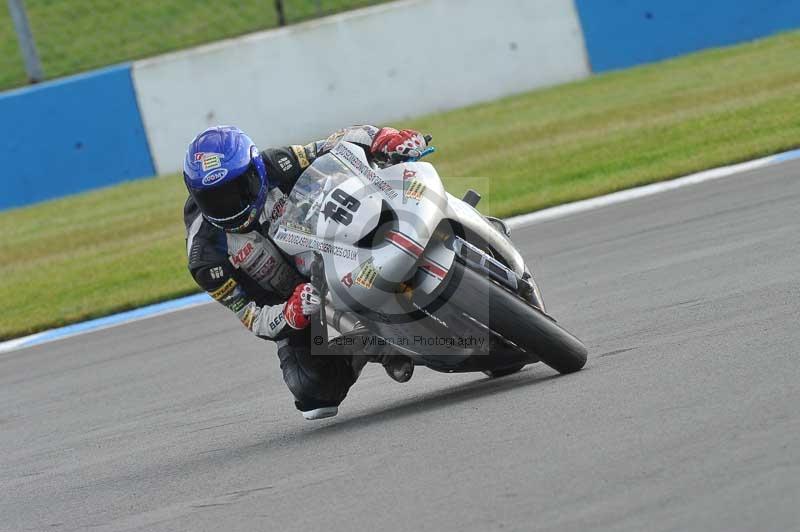 Motorcycle action photographs;donington;donington park leicestershire;donington photographs;event digital images;eventdigitalimages;no limits trackday;peter wileman photography;trackday;trackday digital images;trackday photos