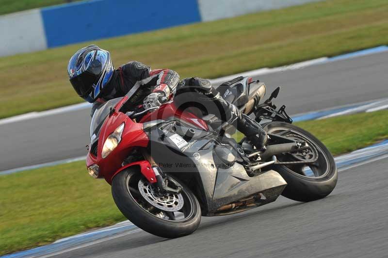 Motorcycle action photographs;donington;donington park leicestershire;donington photographs;event digital images;eventdigitalimages;no limits trackday;peter wileman photography;trackday;trackday digital images;trackday photos