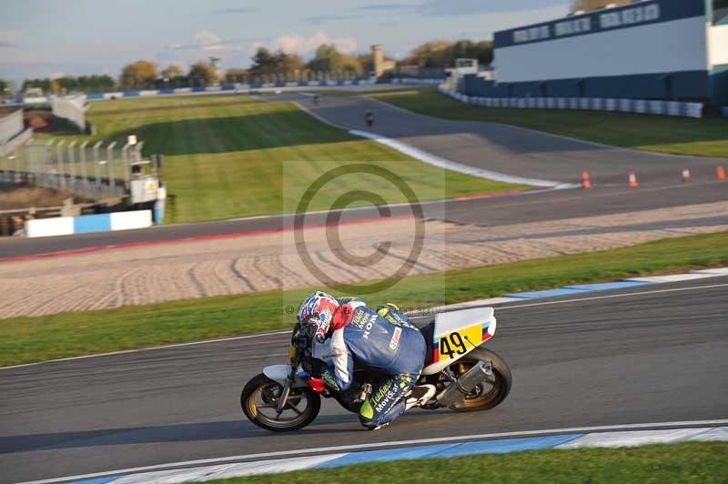 Motorcycle action photographs;donington;donington park leicestershire;donington photographs;event digital images;eventdigitalimages;no limits trackday;peter wileman photography;trackday;trackday digital images;trackday photos