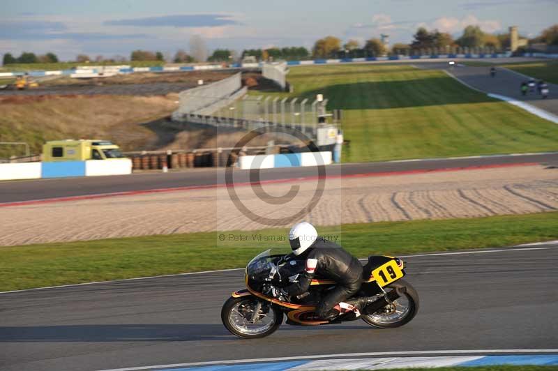 Motorcycle action photographs;donington;donington park leicestershire;donington photographs;event digital images;eventdigitalimages;no limits trackday;peter wileman photography;trackday;trackday digital images;trackday photos