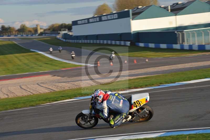 Motorcycle action photographs;donington;donington park leicestershire;donington photographs;event digital images;eventdigitalimages;no limits trackday;peter wileman photography;trackday;trackday digital images;trackday photos