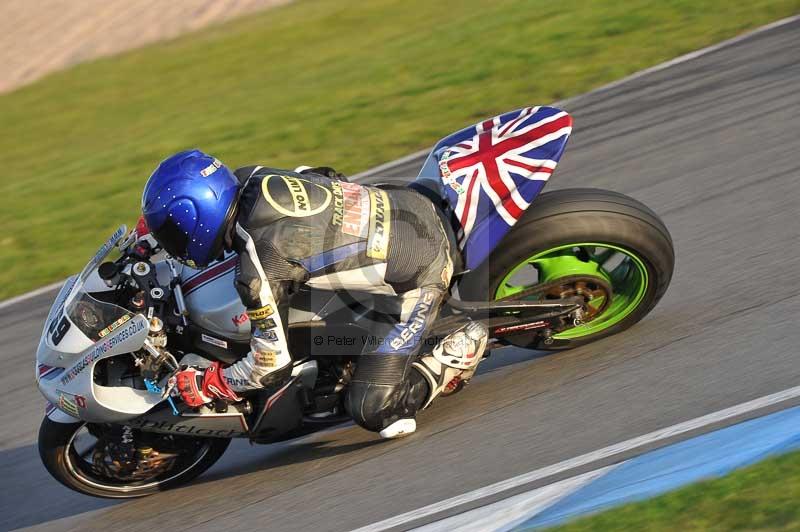 Motorcycle action photographs;donington;donington park leicestershire;donington photographs;event digital images;eventdigitalimages;no limits trackday;peter wileman photography;trackday;trackday digital images;trackday photos