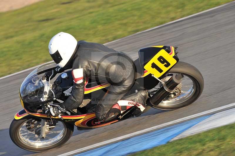 Motorcycle action photographs;donington;donington park leicestershire;donington photographs;event digital images;eventdigitalimages;no limits trackday;peter wileman photography;trackday;trackday digital images;trackday photos