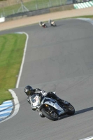 Motorcycle-action-photographs;donington;donington-park-leicestershire;donington-photographs;event-digital-images;eventdigitalimages;no-limits-trackday;peter-wileman-photography;trackday;trackday-digital-images;trackday-photos