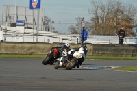 Motorcycle-action-photographs;donington;donington-park-leicestershire;donington-photographs;event-digital-images;eventdigitalimages;no-limits-trackday;peter-wileman-photography;trackday;trackday-digital-images;trackday-photos