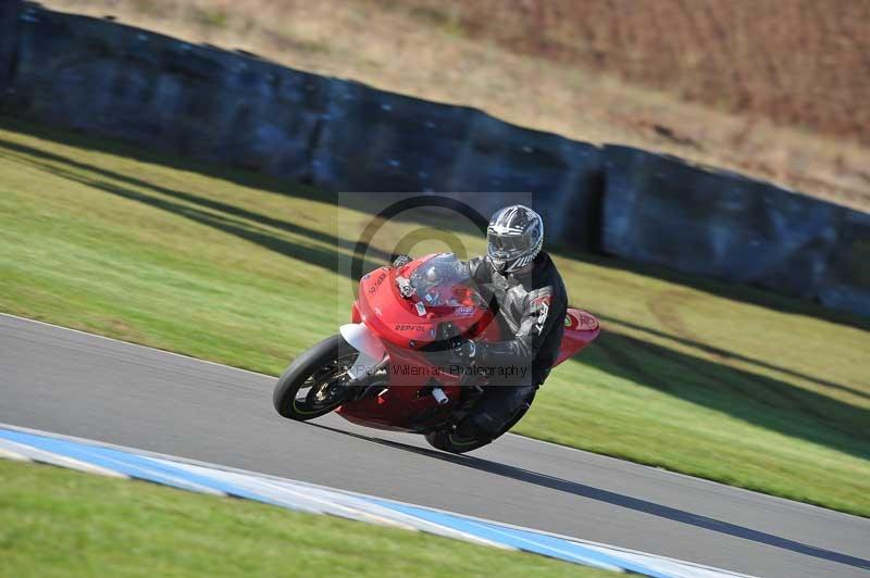 Motorcycle action photographs;donington;donington park leicestershire;donington photographs;event digital images;eventdigitalimages;no limits trackday;peter wileman photography;trackday;trackday digital images;trackday photos