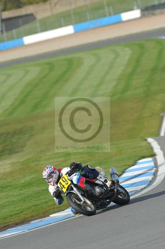 Motorcycle action photographs;donington;donington park leicestershire;donington photographs;event digital images;eventdigitalimages;no limits trackday;peter wileman photography;trackday;trackday digital images;trackday photos