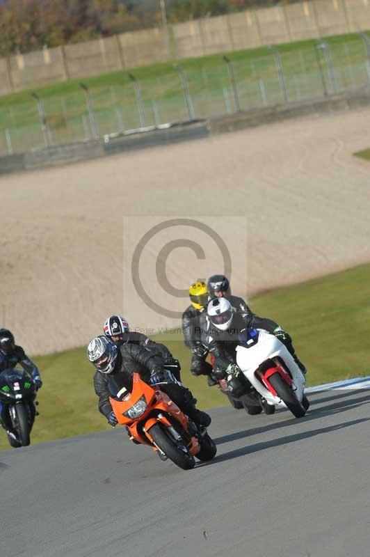 Motorcycle action photographs;donington;donington park leicestershire;donington photographs;event digital images;eventdigitalimages;no limits trackday;peter wileman photography;trackday;trackday digital images;trackday photos