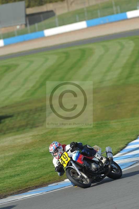 Motorcycle action photographs;donington;donington park leicestershire;donington photographs;event digital images;eventdigitalimages;no limits trackday;peter wileman photography;trackday;trackday digital images;trackday photos