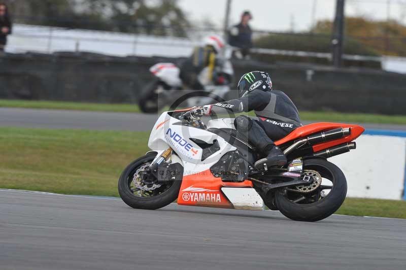 Motorcycle action photographs;donington;donington park leicestershire;donington photographs;event digital images;eventdigitalimages;no limits trackday;peter wileman photography;trackday;trackday digital images;trackday photos