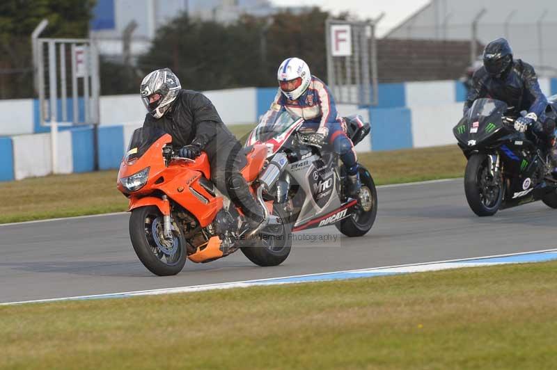 Motorcycle action photographs;donington;donington park leicestershire;donington photographs;event digital images;eventdigitalimages;no limits trackday;peter wileman photography;trackday;trackday digital images;trackday photos