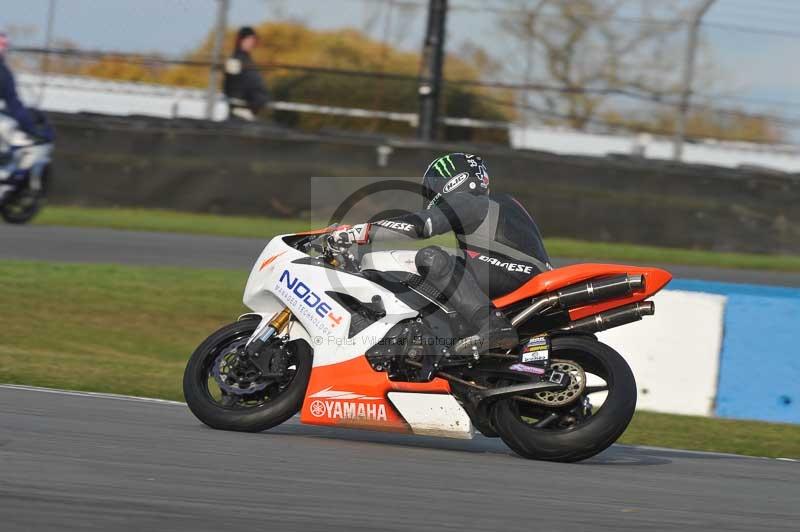 Motorcycle action photographs;donington;donington park leicestershire;donington photographs;event digital images;eventdigitalimages;no limits trackday;peter wileman photography;trackday;trackday digital images;trackday photos