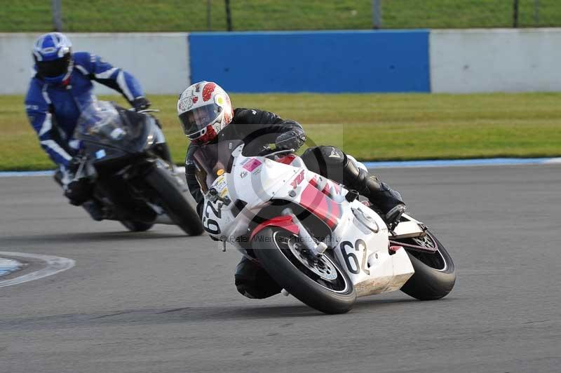 Motorcycle action photographs;donington;donington park leicestershire;donington photographs;event digital images;eventdigitalimages;no limits trackday;peter wileman photography;trackday;trackday digital images;trackday photos