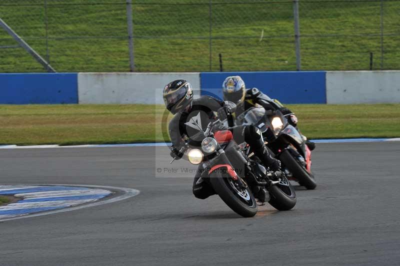 Motorcycle action photographs;donington;donington park leicestershire;donington photographs;event digital images;eventdigitalimages;no limits trackday;peter wileman photography;trackday;trackday digital images;trackday photos