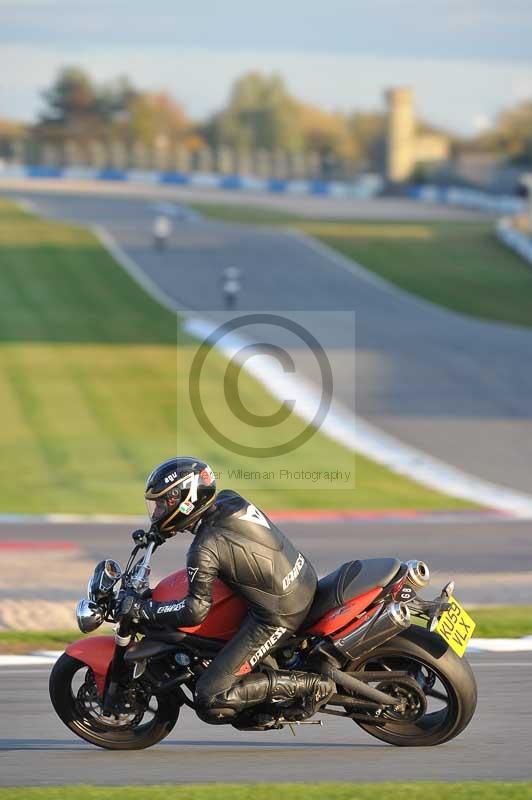 Motorcycle action photographs;donington;donington park leicestershire;donington photographs;event digital images;eventdigitalimages;no limits trackday;peter wileman photography;trackday;trackday digital images;trackday photos