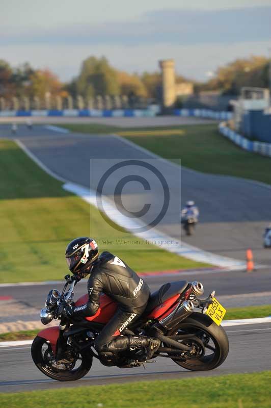 Motorcycle action photographs;donington;donington park leicestershire;donington photographs;event digital images;eventdigitalimages;no limits trackday;peter wileman photography;trackday;trackday digital images;trackday photos