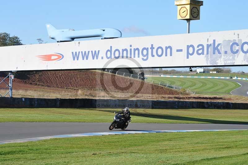 Motorcycle action photographs;donington;donington park leicestershire;donington photographs;event digital images;eventdigitalimages;no limits trackday;peter wileman photography;trackday;trackday digital images;trackday photos