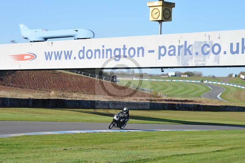 Motorcycle action photographs;donington;donington park leicestershire;donington photographs;event digital images;eventdigitalimages;no limits trackday;peter wileman photography;trackday;trackday digital images;trackday photos