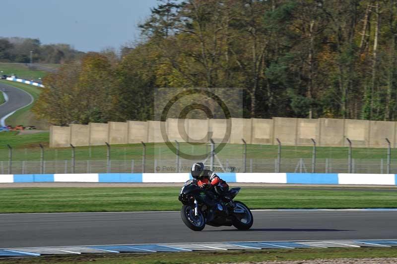 Motorcycle action photographs;donington;donington park leicestershire;donington photographs;event digital images;eventdigitalimages;no limits trackday;peter wileman photography;trackday;trackday digital images;trackday photos