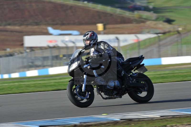 Motorcycle action photographs;donington;donington park leicestershire;donington photographs;event digital images;eventdigitalimages;no limits trackday;peter wileman photography;trackday;trackday digital images;trackday photos