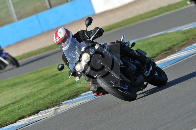 Motorcycle action photographs;donington;donington park leicestershire;donington photographs;event digital images;eventdigitalimages;no limits trackday;peter wileman photography;trackday;trackday digital images;trackday photos