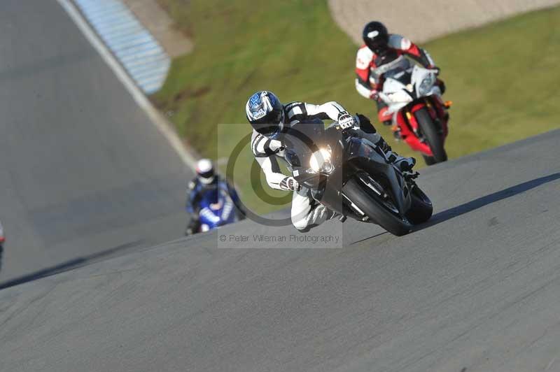 Motorcycle action photographs;donington;donington park leicestershire;donington photographs;event digital images;eventdigitalimages;no limits trackday;peter wileman photography;trackday;trackday digital images;trackday photos