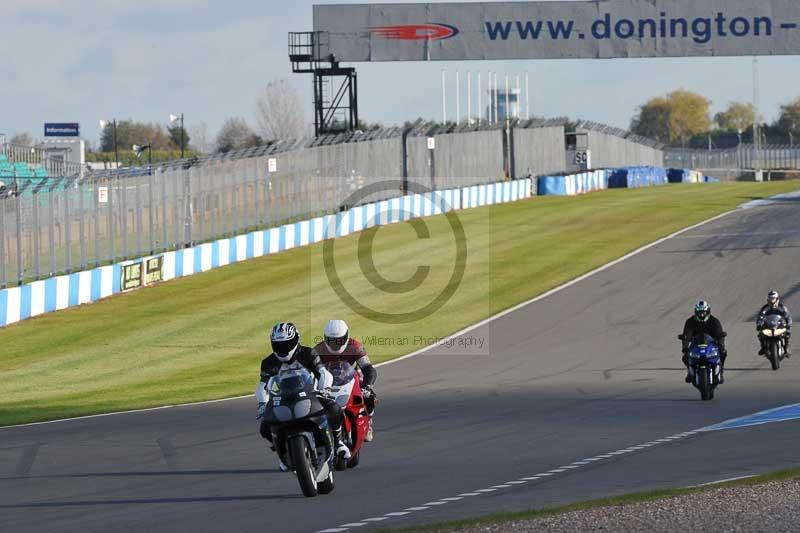 Motorcycle action photographs;donington;donington park leicestershire;donington photographs;event digital images;eventdigitalimages;no limits trackday;peter wileman photography;trackday;trackday digital images;trackday photos