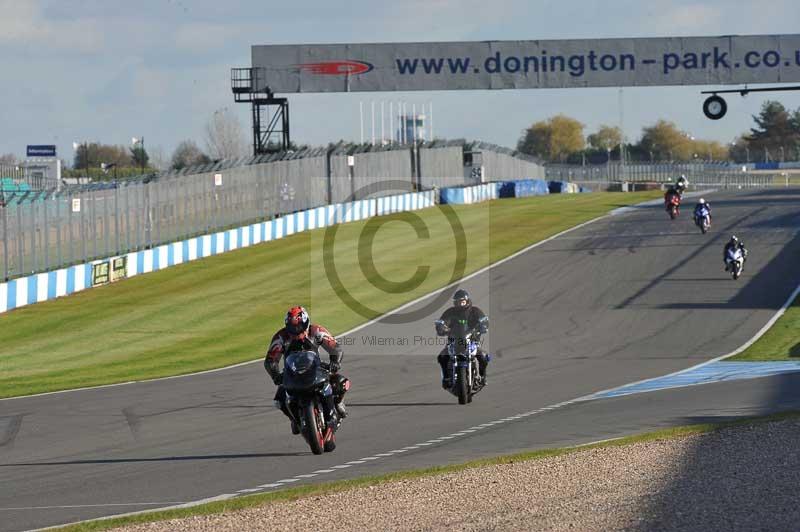 Motorcycle action photographs;donington;donington park leicestershire;donington photographs;event digital images;eventdigitalimages;no limits trackday;peter wileman photography;trackday;trackday digital images;trackday photos