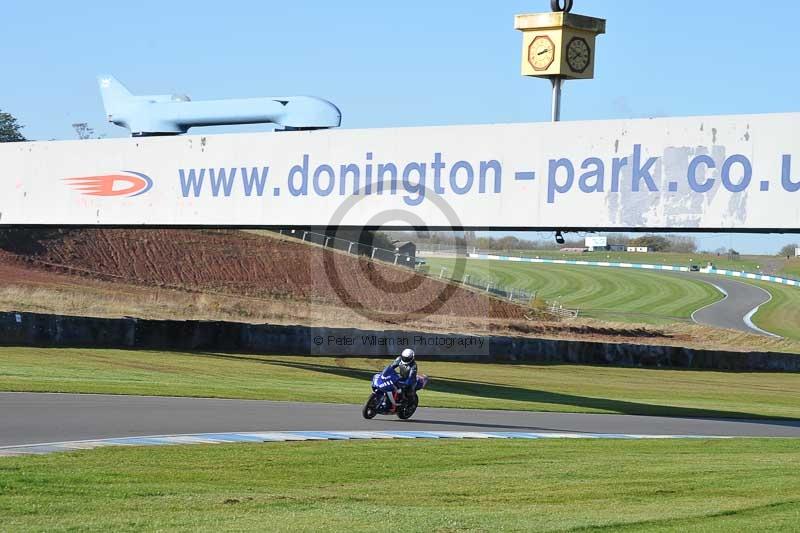 Motorcycle action photographs;donington;donington park leicestershire;donington photographs;event digital images;eventdigitalimages;no limits trackday;peter wileman photography;trackday;trackday digital images;trackday photos