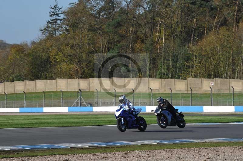 Motorcycle action photographs;donington;donington park leicestershire;donington photographs;event digital images;eventdigitalimages;no limits trackday;peter wileman photography;trackday;trackday digital images;trackday photos