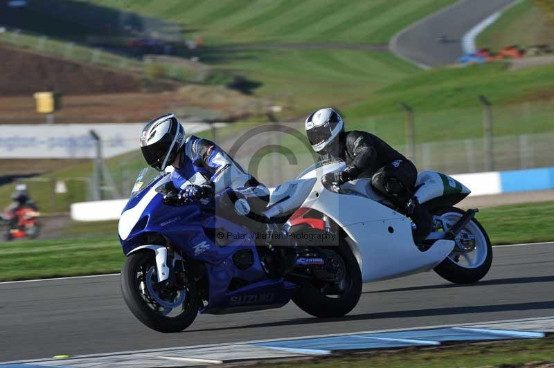 Motorcycle action photographs;donington;donington park leicestershire;donington photographs;event digital images;eventdigitalimages;no limits trackday;peter wileman photography;trackday;trackday digital images;trackday photos