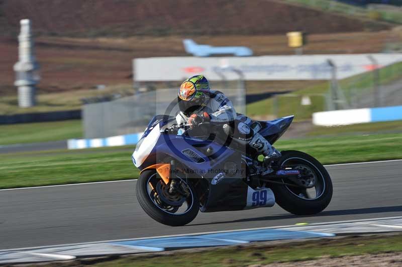 Motorcycle action photographs;donington;donington park leicestershire;donington photographs;event digital images;eventdigitalimages;no limits trackday;peter wileman photography;trackday;trackday digital images;trackday photos