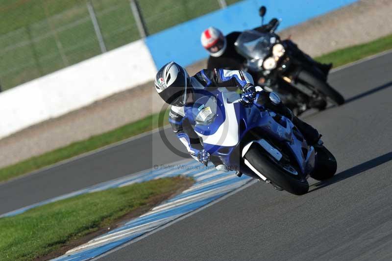 Motorcycle action photographs;donington;donington park leicestershire;donington photographs;event digital images;eventdigitalimages;no limits trackday;peter wileman photography;trackday;trackday digital images;trackday photos