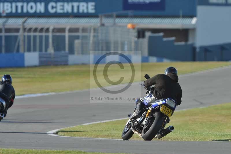 Motorcycle action photographs;donington;donington park leicestershire;donington photographs;event digital images;eventdigitalimages;no limits trackday;peter wileman photography;trackday;trackday digital images;trackday photos