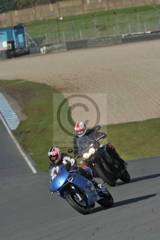 Motorcycle action photographs;donington;donington park leicestershire;donington photographs;event digital images;eventdigitalimages;no limits trackday;peter wileman photography;trackday;trackday digital images;trackday photos