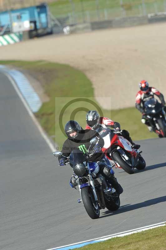 Motorcycle action photographs;donington;donington park leicestershire;donington photographs;event digital images;eventdigitalimages;no limits trackday;peter wileman photography;trackday;trackday digital images;trackday photos