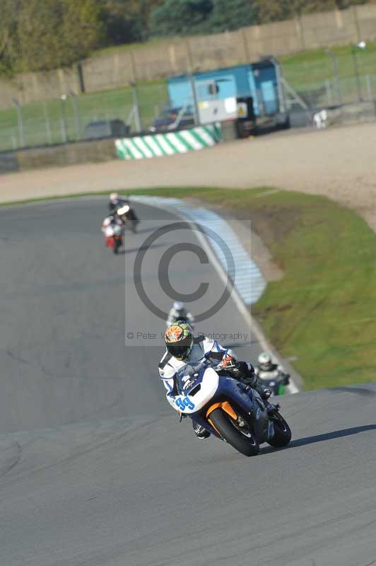 Motorcycle action photographs;donington;donington park leicestershire;donington photographs;event digital images;eventdigitalimages;no limits trackday;peter wileman photography;trackday;trackday digital images;trackday photos