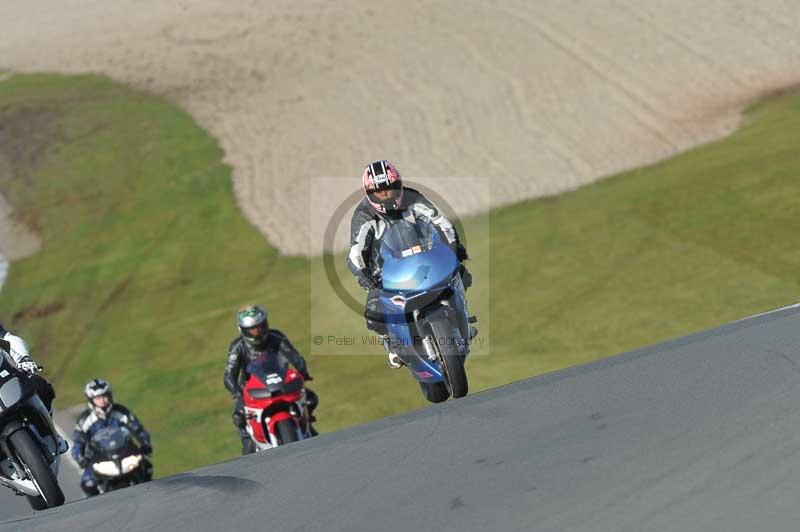 Motorcycle action photographs;donington;donington park leicestershire;donington photographs;event digital images;eventdigitalimages;no limits trackday;peter wileman photography;trackday;trackday digital images;trackday photos