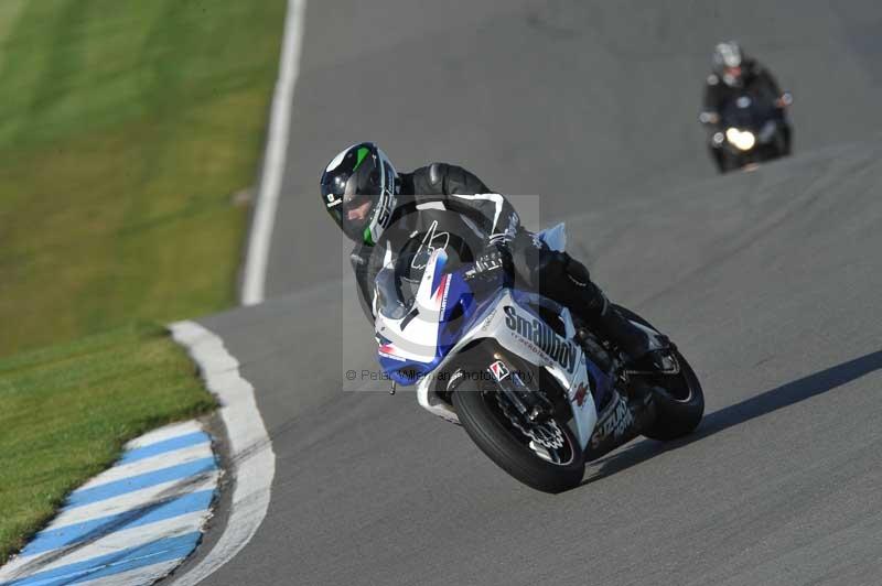 Motorcycle action photographs;donington;donington park leicestershire;donington photographs;event digital images;eventdigitalimages;no limits trackday;peter wileman photography;trackday;trackday digital images;trackday photos