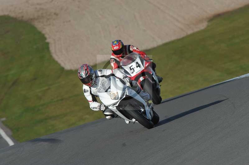 Motorcycle action photographs;donington;donington park leicestershire;donington photographs;event digital images;eventdigitalimages;no limits trackday;peter wileman photography;trackday;trackday digital images;trackday photos