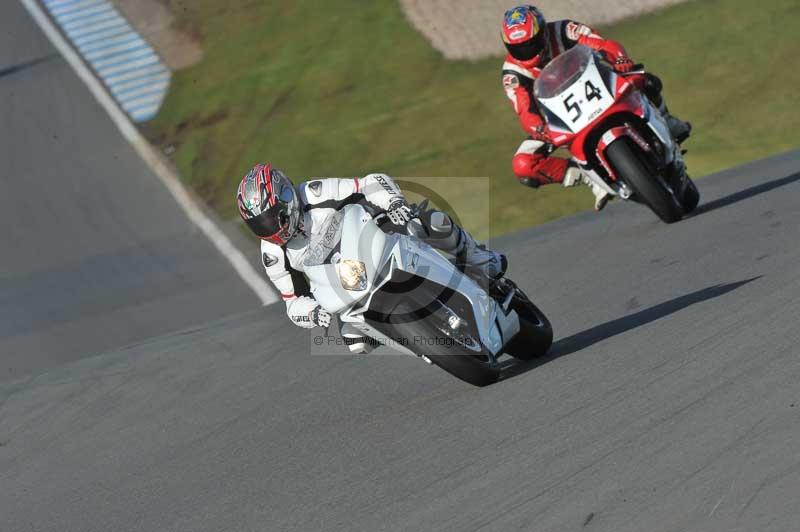 Motorcycle action photographs;donington;donington park leicestershire;donington photographs;event digital images;eventdigitalimages;no limits trackday;peter wileman photography;trackday;trackday digital images;trackday photos