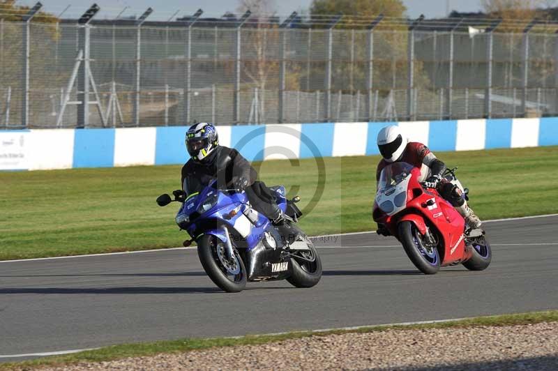 Motorcycle action photographs;donington;donington park leicestershire;donington photographs;event digital images;eventdigitalimages;no limits trackday;peter wileman photography;trackday;trackday digital images;trackday photos