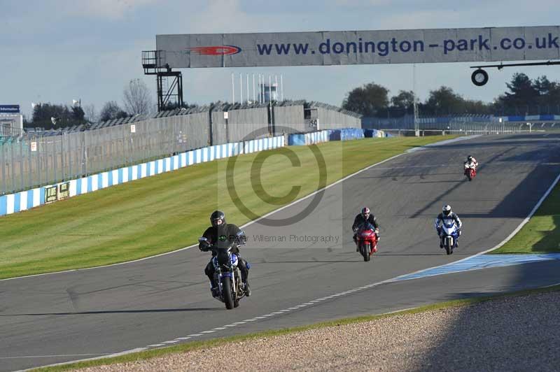 Motorcycle action photographs;donington;donington park leicestershire;donington photographs;event digital images;eventdigitalimages;no limits trackday;peter wileman photography;trackday;trackday digital images;trackday photos