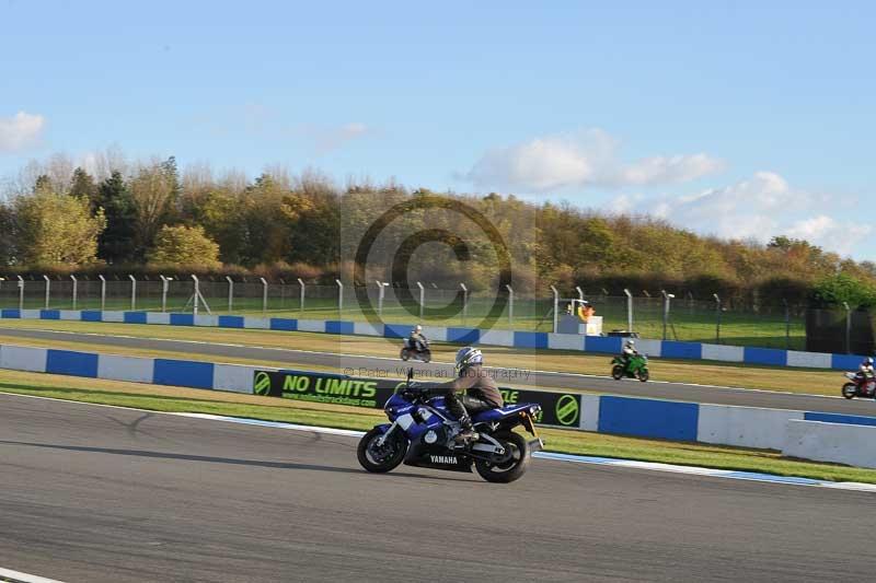 Motorcycle action photographs;donington;donington park leicestershire;donington photographs;event digital images;eventdigitalimages;no limits trackday;peter wileman photography;trackday;trackday digital images;trackday photos