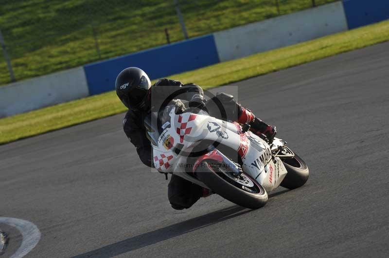 Motorcycle action photographs;donington;donington park leicestershire;donington photographs;event digital images;eventdigitalimages;no limits trackday;peter wileman photography;trackday;trackday digital images;trackday photos