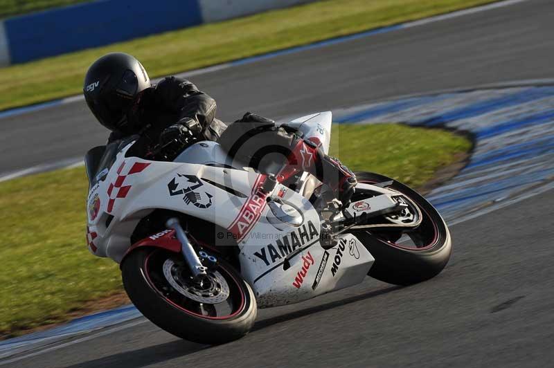 Motorcycle action photographs;donington;donington park leicestershire;donington photographs;event digital images;eventdigitalimages;no limits trackday;peter wileman photography;trackday;trackday digital images;trackday photos